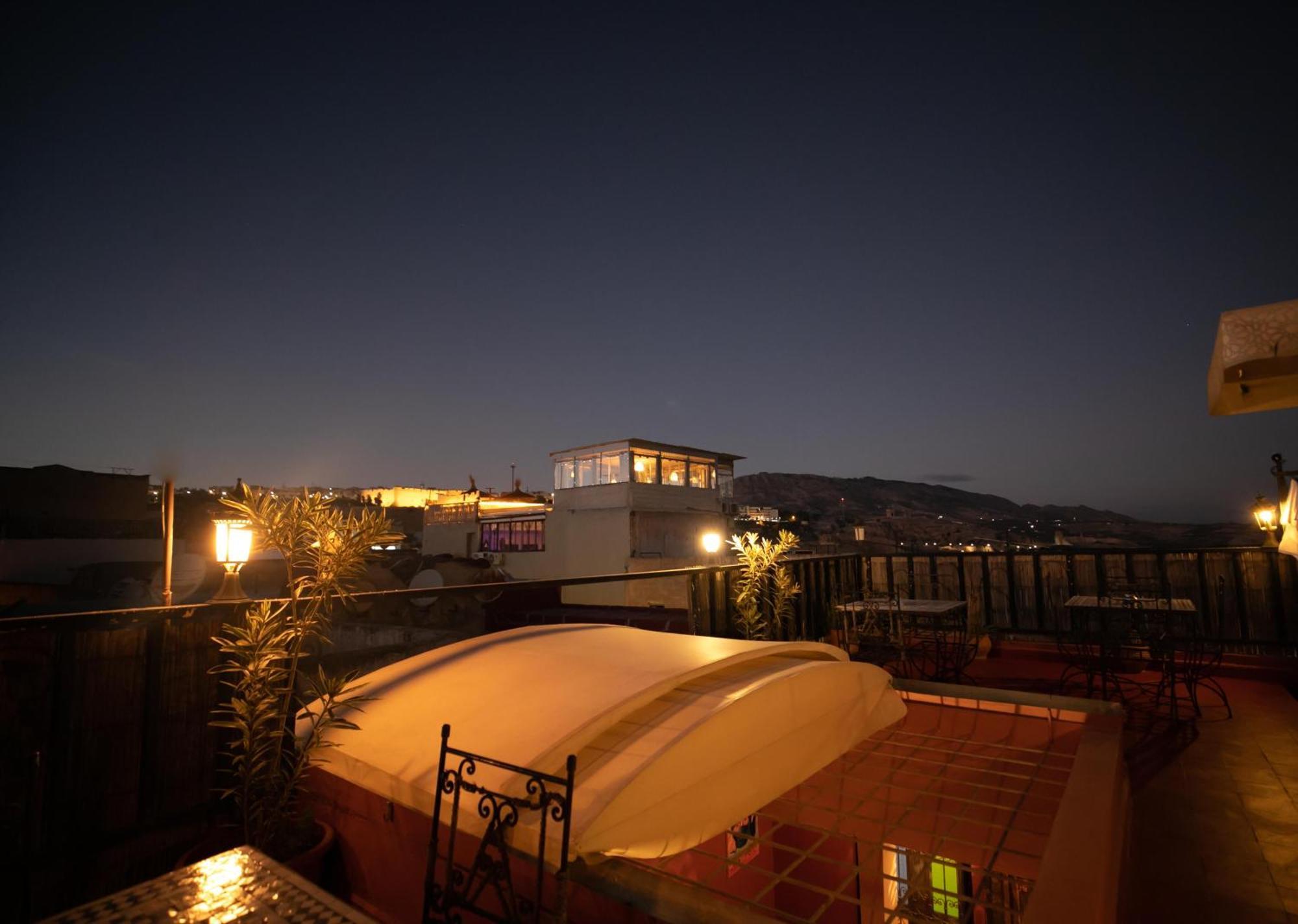 Riad Skilfo Fes Luaran gambar